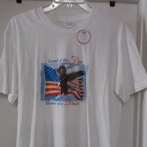 Land of the Free Home of the Brave T-Shirt Large (Cotton)